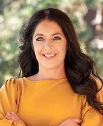 Paige Cope's Instagram, Twitter & Facebook