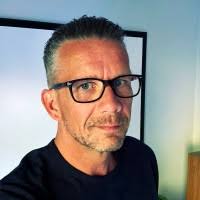 100+ "Thomas Ek" profiles