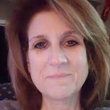 Danielle Boura's Instagram, Twitter & Facebook