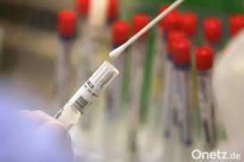 Schwaben ist bayernweit der regierungsbezirk mit der niedrigsten inzidenz. Hohe Corona Zahlen Stadt Augsburg Erlasst Beschrankungen Onetz