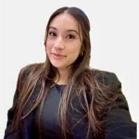 Melina Theriault's Instagram, Twitter & Facebook