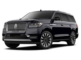 Experience the 2020 lincoln navigator, the large luxury suv designed and crafted with the comfort of the driver and passenger in mind. Lincoln Navigator Price In Uae New Lincoln Navigator Photos And Specs Yallamotor