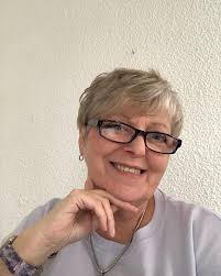 Anne Elizabeth Germain (@medium_anne_germain) • Instagram photos and videos