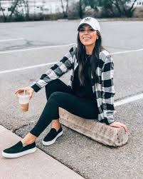 Black And White Flannel Outfit 44 Amazing Black White Plaid Shirt Outfits Ideas For Spring Comfy Casual Outfits Spring Outfits Casual Comfy Spring Outfits