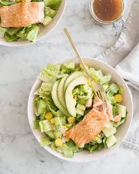 Decouvrez Une Nouvelle Recette De Salade Kourtney Kardashian Pour Atester Atester De Decouvrez Kardash Recette Salade Salade Facile Salade Detox