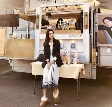 Jtbc 새 수목드라마 '서른, 아홉'(극본 유영아/ 연출 김상호/)은 마흔을 코앞에 둔 세 친구의 우정과 사랑, 삶에 대한. ë‰´ì‹œìŠ¤