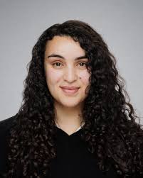 Amanda Khalil's Instagram, Twitter & Facebook