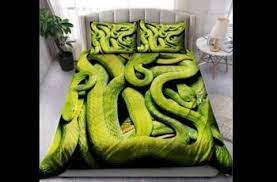 Jual bedcover, distributor sprei, toko karpet selimut | grosir bedcover, sprei star, katalog sprei star, selimut karpet, keseluruh indonesia, menerima reseller online. Sprei 3d Motif Ular Ini Dijual Online Netizen Malah Ilfeel Hitekno Com