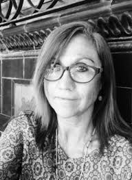 Carme García i Parra, socia de l'ACEC, ha guanyant una de les Beques  d'Escriptura Montserrat Roig d'ajut a la creació literària