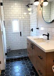 The effect adds a bit of visual interest to a space that can be very boring, chromatically. 75 Beautiful Mid Century Modern Bathroom Pictures Ideas July 2021 Houzz