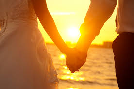 Theresia und josef bauernfeind aus ameis feierten ihm kreise ihrer familie die goldene hochzeit. Silberne Oder Goldene Hochzeit Warum Jetzt Einen Zweiten Ehering Kaufen Deine Ringe