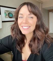 Being a guy must be so hard, imagine texting 17 girls good morning  beautiful..