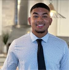 Cindy Banner's Instagram, Twitter & Facebook