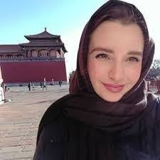 Becky Vail's Instagram, Twitter & Facebook