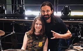 With slipknot, jordison performed on four studio albums, and produced the live album 9.0: Jay Weinberg Invites 14 Year Old Viral Drum Sensation To Slipknot Show Metal Insider