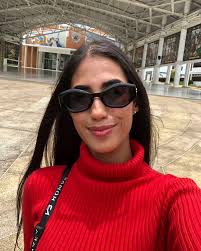 Con cualquier outfit la parte🔥👀 Una tarde increíble hoy para recargar  energía y después de tanto tiempo, me tomé un par de foticos y ame✨ no es  con la mejor nitidez, pero