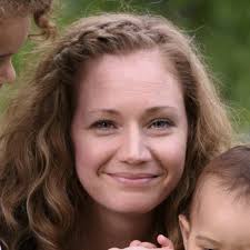 Mollie Hinton's Instagram, Twitter & Facebook