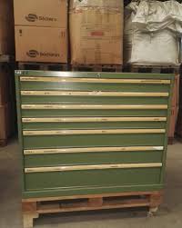 ✓ qualité miliboo ✓ expédition sous 48h/72h et ✓ satisfait ou remboursé! Armoire D Atelier A Tiroirs Occasion Devis Sur Techni Contact Armoire De Rangement Occasion