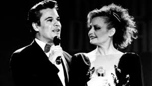 Juan Gabriel tuvo un romance con el esposo de Rocío Dúrcal? Aquí los  motivos de su distanciamiento - PorEsto