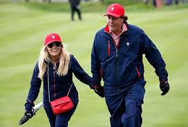 It left the 2021 pga championship winner. Age 47 American Golfer Phil Mickelson S Longtime Married Relationship With Wife Amy Has Two Daughter And A Son