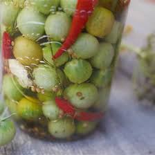 Lacto Fermented Green Cherry Tomato Pickles Mother Earth News Green Cherry Tomatoes Recipe Pickled Green Cherry Tomatoes Recipe Cherry Tomato Recipes