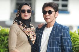 Ada 20 gudang lagu jamal abdillah terbaru, klik salah satu untuk download lagu mudah dan cepat. Singer Jamal Abdillah Says Raising Two Babies At 62 Is Tiring The Star