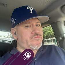 Marvin Bowden's Instagram, Twitter & Facebook