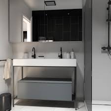 La galerie sur l'axe salle de bain noir et gris a bénéficiée de 249 vues depuis sa publication. Meuble De Salle De Bains Avec Une Structure En Metal Noir Leroy Merlin