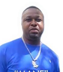 Earnest Lee's Instagram, Twitter & Facebook