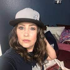 Mindy Booth's Instagram, Twitter & Facebook