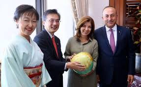 Çavuşoğlu, salı günü de i̇talya'nın matera kentinde düzenlenecek g20 dışişleri. Bakan Cavusoglu Havaalaninda Soyuldu