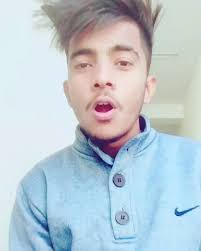 Elly Kay (@EllyKay12)