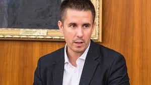 Maybe you would like to learn more about one of these? Czegledy Csaba Is Helyet Kap A Dk Ep Listajan Fuggetlen Hirugynokseg