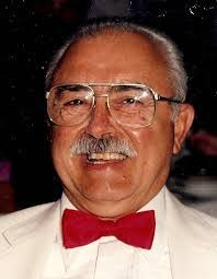 Robin Matz's Instagram, Twitter & Facebook