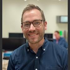 Seth Knapp's Instagram, Twitter & Facebook