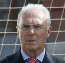 Dass er damit auch geld verdiente, dafür sorgte manager robert schwan. Franz Beckenbauer Steckbrief Promi Geburtstage De