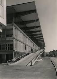 Large Garage With Haniel Motel Dusseldorf 1950 51 Architect Paul Schneider Esleben Architecture Presentation Architecture Illustration Stairs Architecture