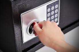 But is solo hiking really safe? How To Move A Safe By Yourself Unpakt Blog