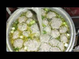 Resep Kuah Bakso Yang Bening Dan Rasanya Segar Tanpa Tulang Dan Daging Sapi Youtube Food Cucumber Pickles