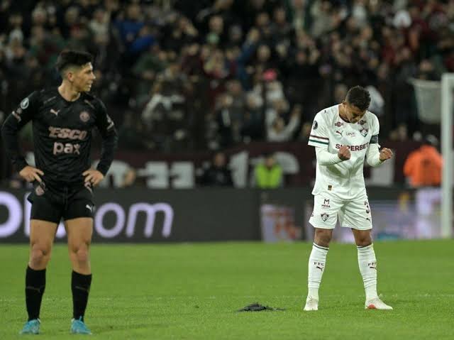 Fluminense perde para o Platense por 2 a 1, mas avan&ccedil;a &agrave;s semifinais da Copa Libertadores