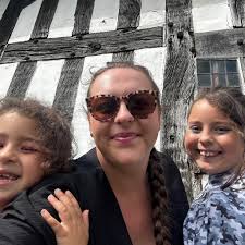 Please bring them back, I will never know why they discontinued such a  beautiful flavoured chrisp