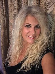 Which famous singer do I look like?