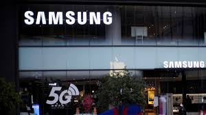 Bring home the samsung curd maestro™ refrigerator and make perfect and hygienic curd every day. Samsung India Partners With Facebook To Take Its Offline Retailers Online Technology News