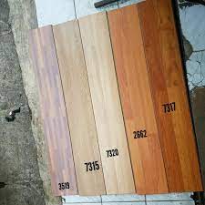 Sementara harga dasar relatif murah, tapi kualitas sebanding dengan lantai parket dan lain di kelas yang sama dengan harga yang lebih tinggi. Jual Paket Lantai Kayu Parket 2662 Cengkareng Murah Shopee Indonesia