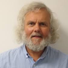 روز پژوهش به همه دوستداران پژوهش مبارک. خوشحالم که در این روز به عنوان  برترین پژوهشگر در سطح ملی شناخته شدم.