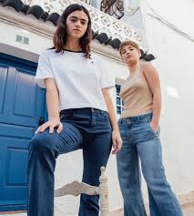 Lois jeans (canada) existe depuis près de 40 ans et chaque collection est dessinée ici au canada. Lois Jeans Boutique En Ligne Officielle