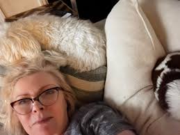 Pet sitter available in Fischer, Indiana area