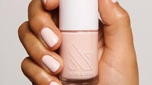 They are differently formulated as compared to regular polishes, thus they need different environment to look the way they look. 9 Long Lasting Gel Nail Alternatives