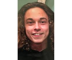 Alex Seidnitzer's Instagram, Twitter & Facebook