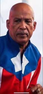 RESEÑA A : #PapoRosario y su gran legado en "El Gran Combo"🎤🎶🇵🇷 El 04  de junio de 1947 nació Luis Alberto Rosario "Papo Rosario", en Santurce,  San Juan, Puerto Rico. Músico, Cantante.